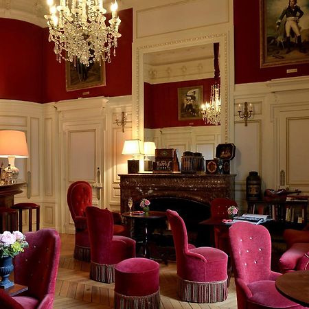 Chateau Colbert Maulevrier Bagian luar foto