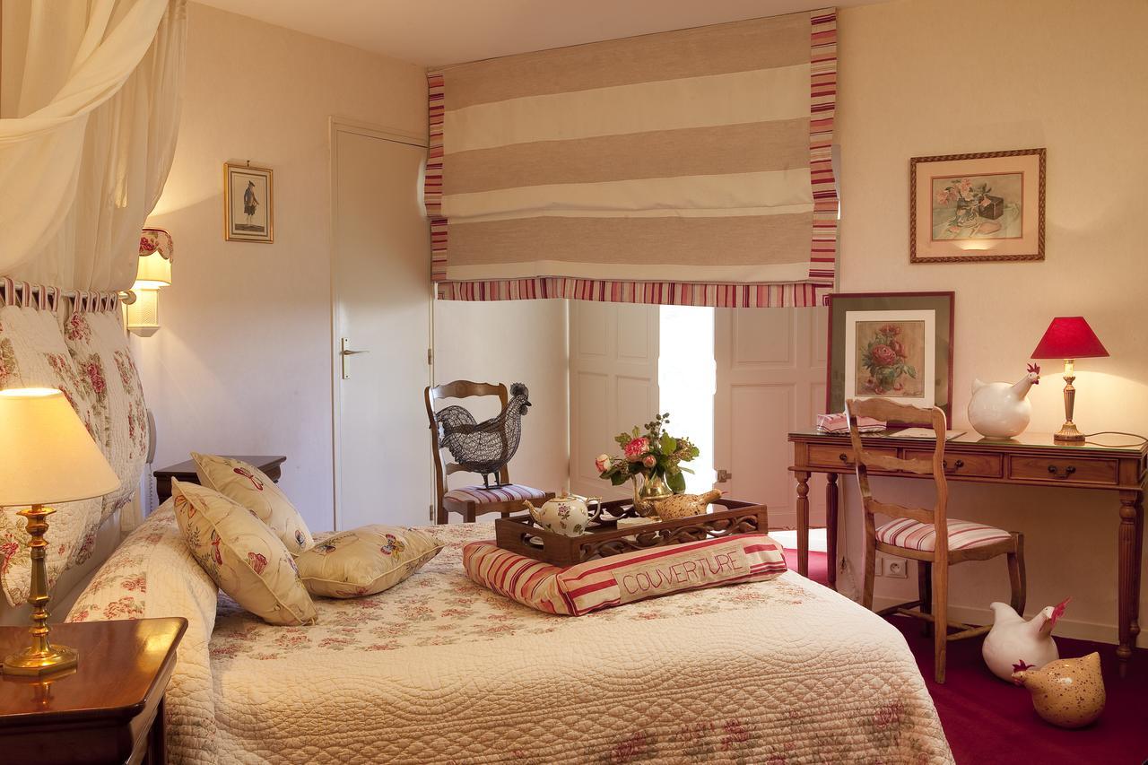 Chateau Colbert Maulevrier Bagian luar foto