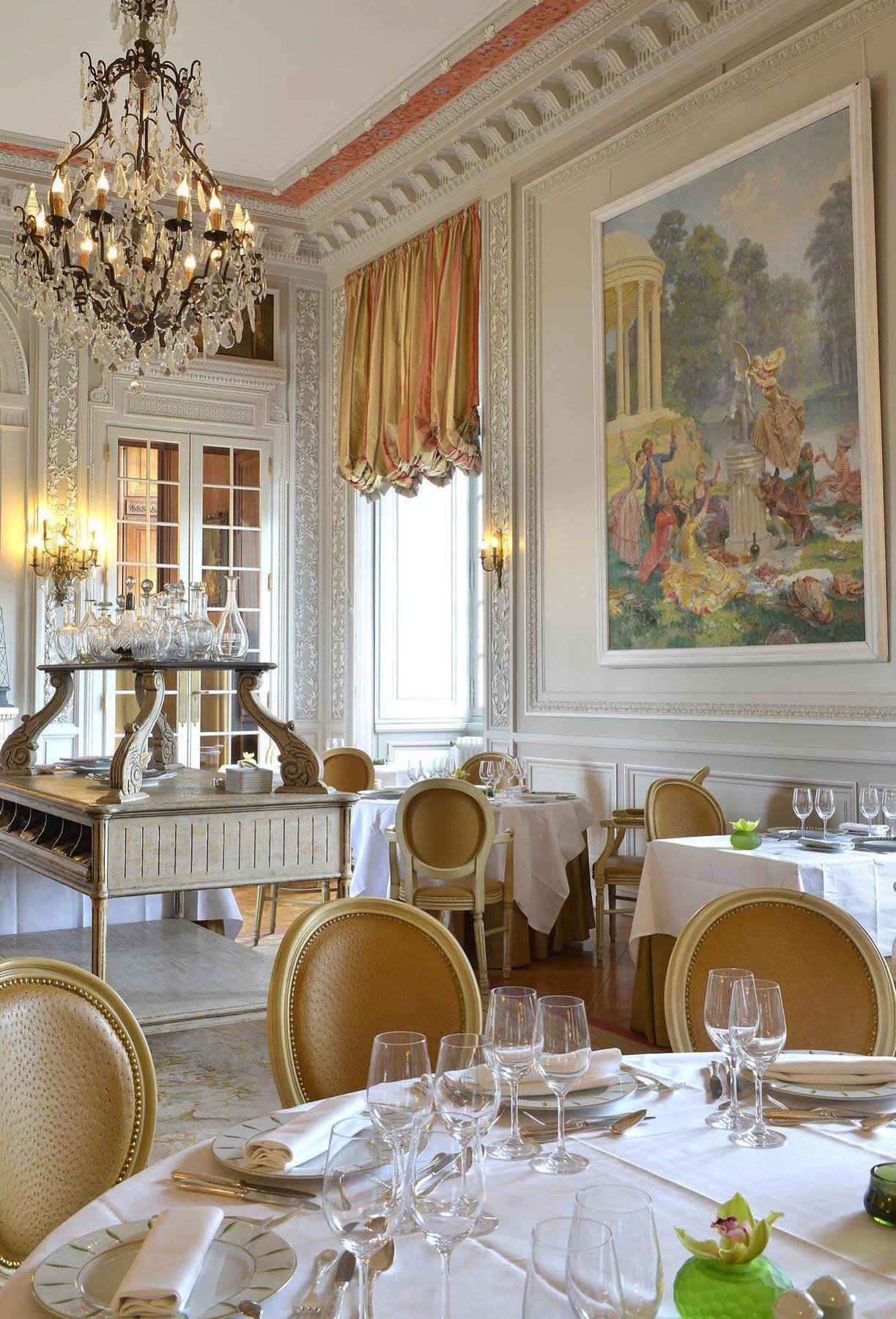 Chateau Colbert Maulevrier Bagian luar foto